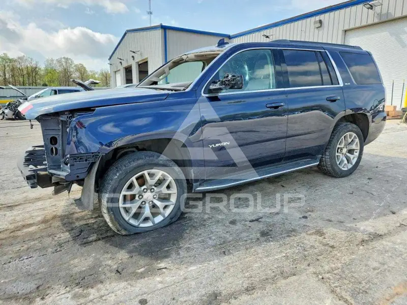 2017 GMC YUKON фото