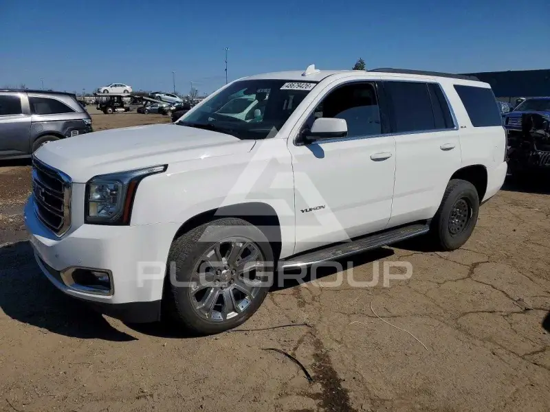 2017 GMC YUKON фото