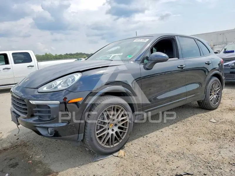 2017 Porsche Cayenne photo