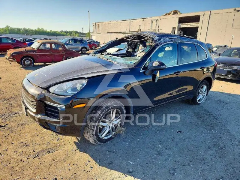2017 Porsche Cayenne photo