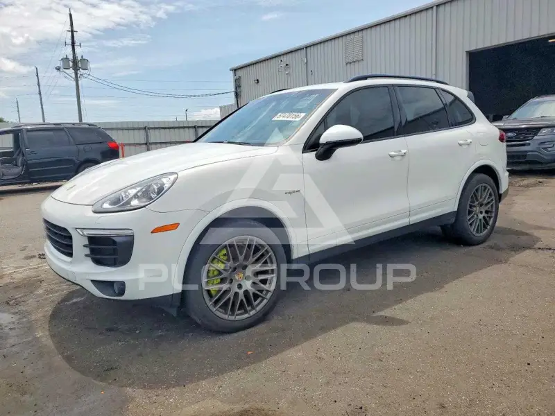 2017 Porsche Cayenne фото
