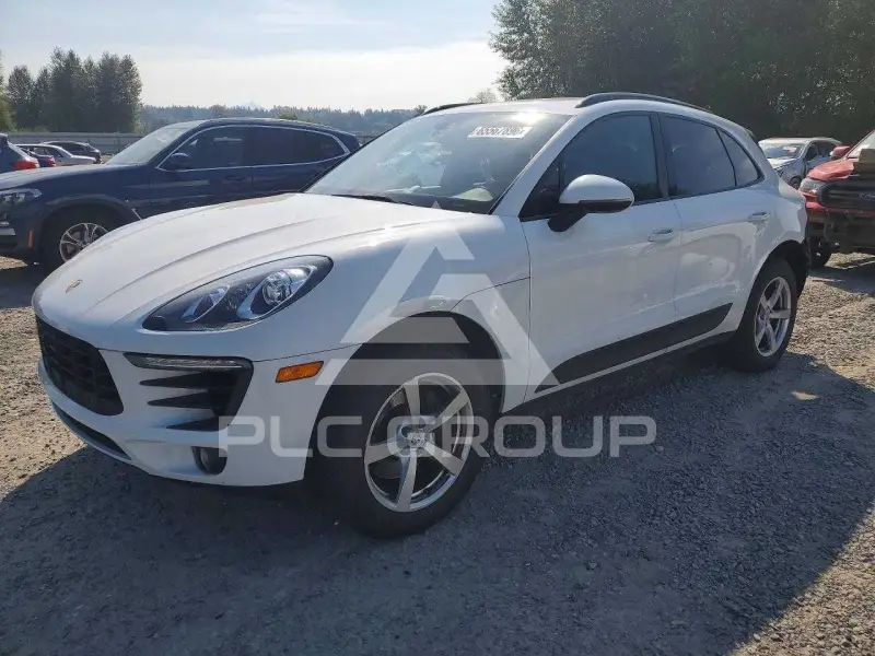 2017 Porsche MACAN photo