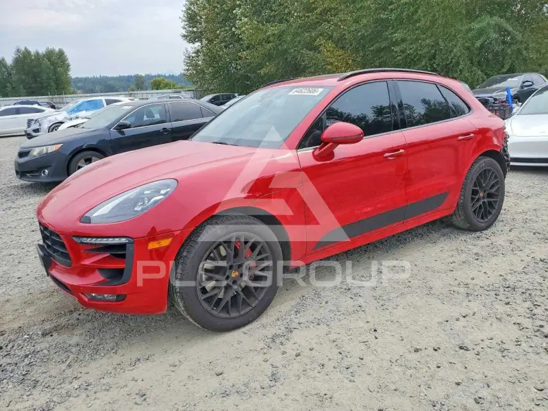2017 Porsche MACAN photo