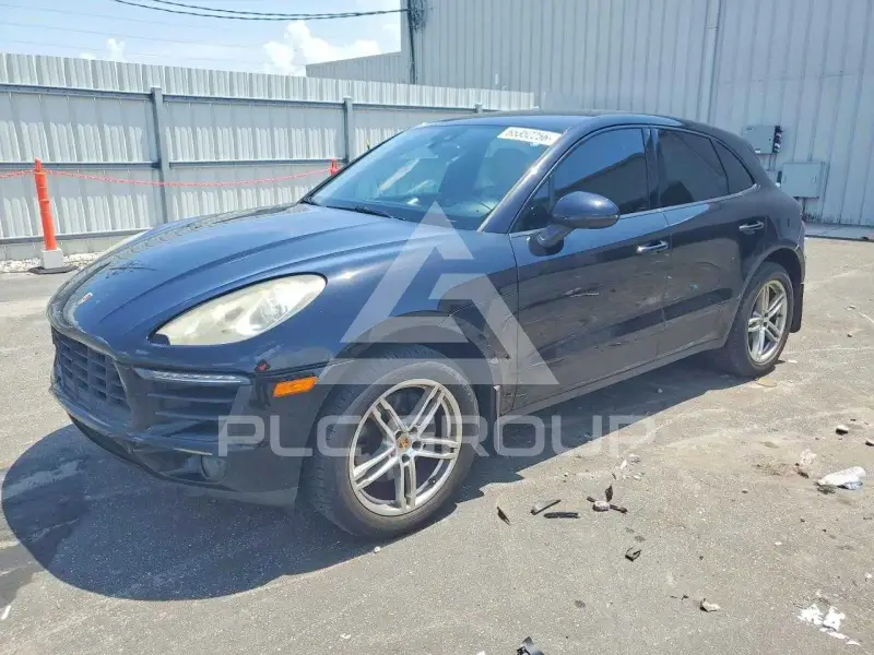 2017 Porsche MACAN photo
