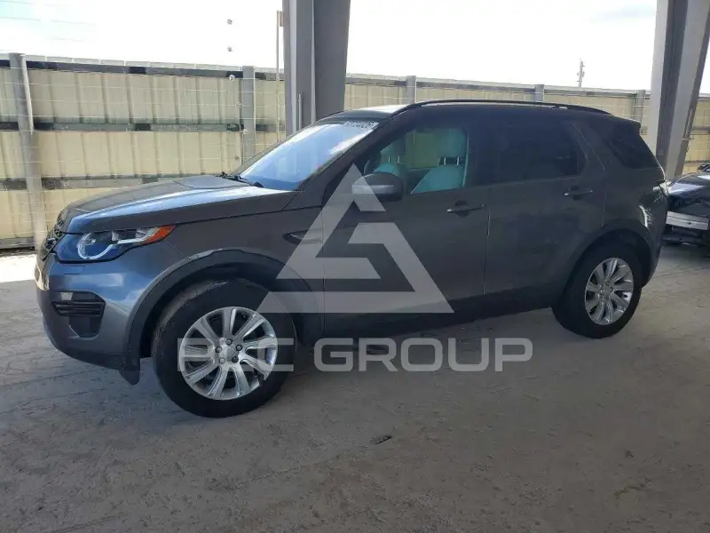 2017 Land Rover Discovery photo