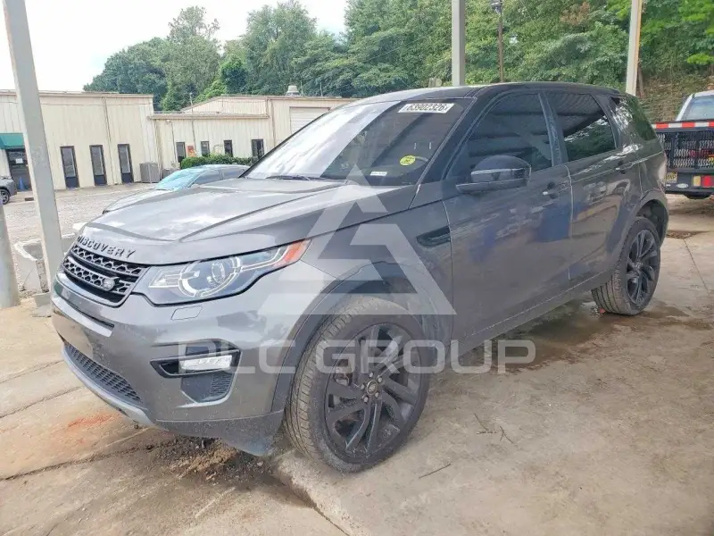 2017 Land Rover Discovery photo