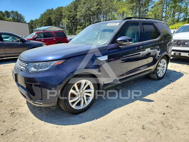 2017 Land Rover Discovery photo