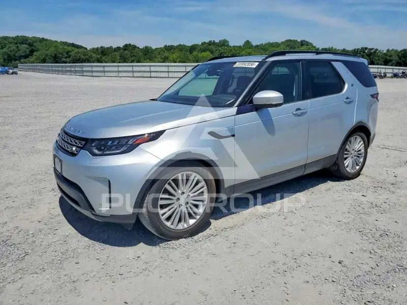 2017 Land Rover Discovery photo