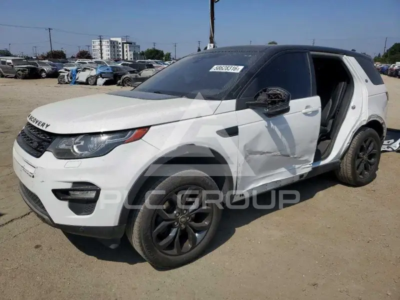2017 Land Rover Discovery photo