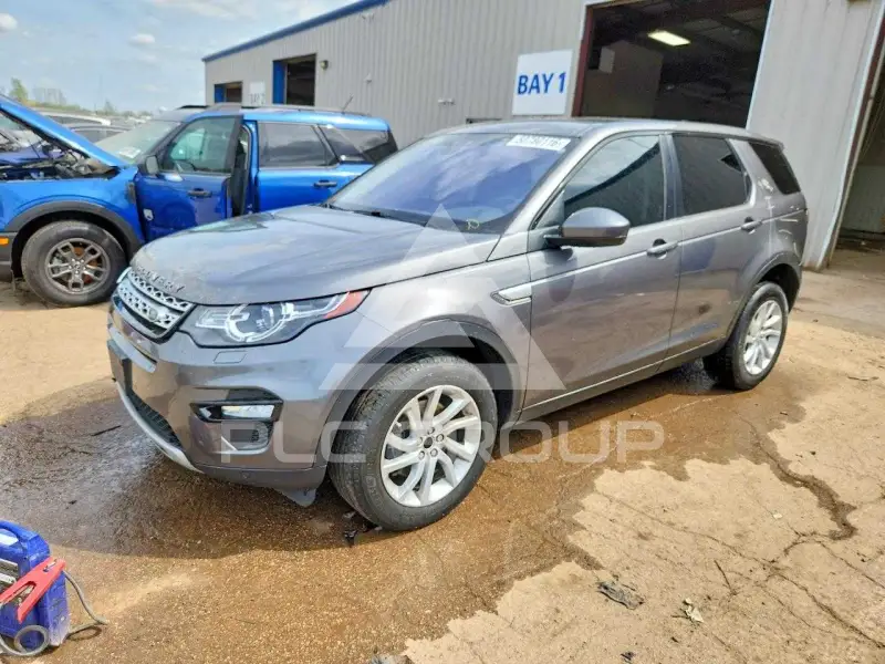 2017 Land Rover Discovery photo