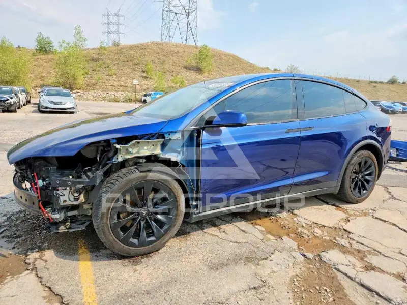 2017 Tesla Model X фото