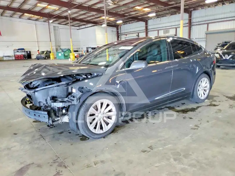 2017 Tesla Model X photo