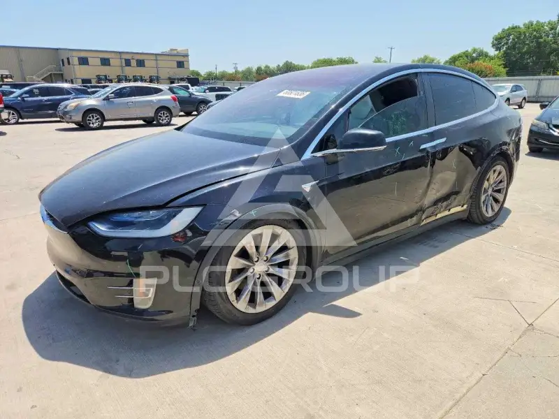 2017 Tesla Model X фото