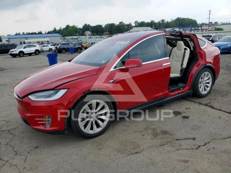 2017 Tesla Model X фото