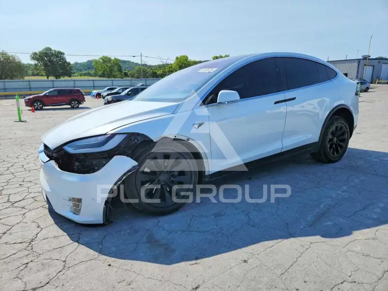 2017 Tesla Model X photo