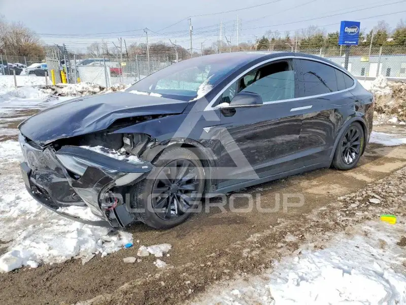 2017 Tesla Model X фото