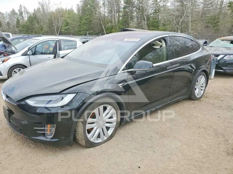 2017 Tesla Model X photo