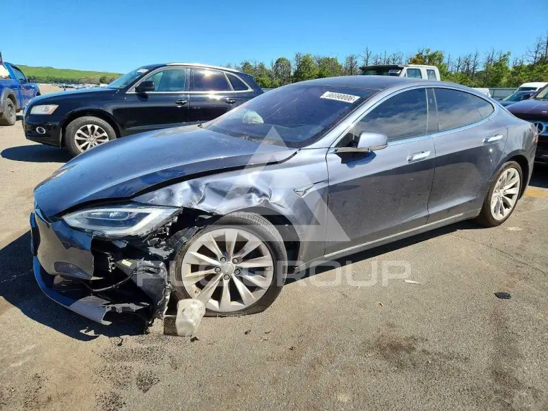 2017 Tesla Model S фото