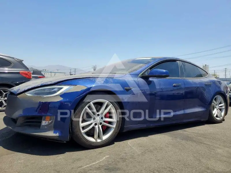 2017 Tesla Model S фото