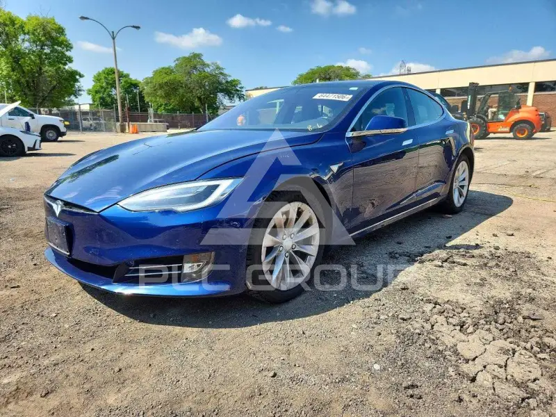 2017 Tesla Model S фото