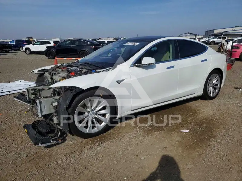2017 Tesla Model S фото