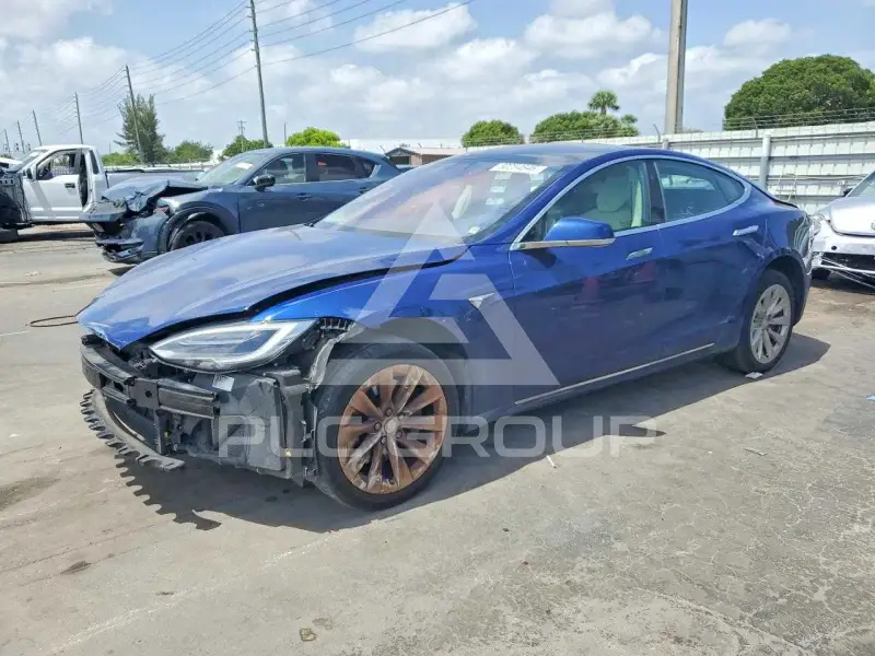2017 Tesla Model S фото