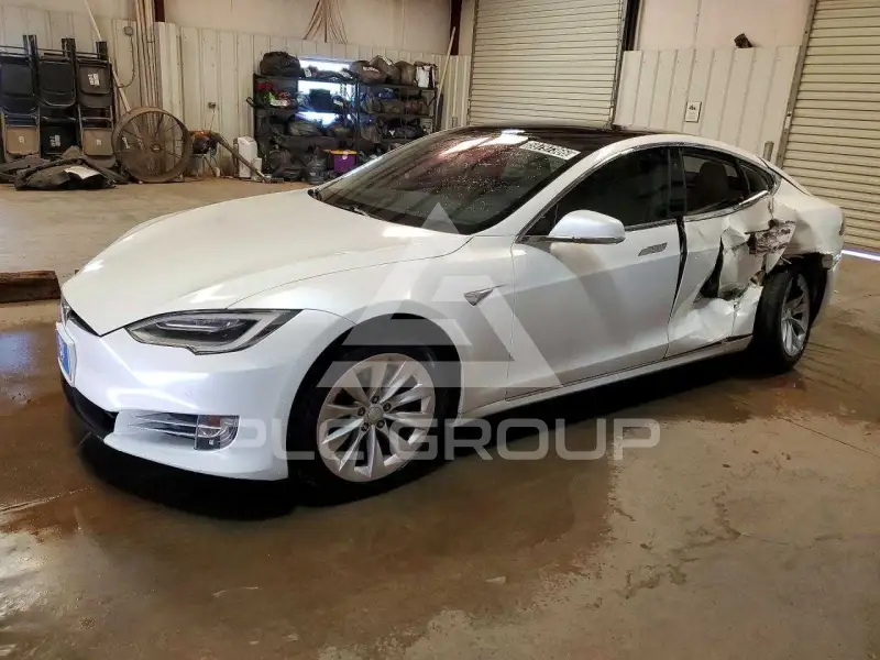 2017 Tesla Model S photo
