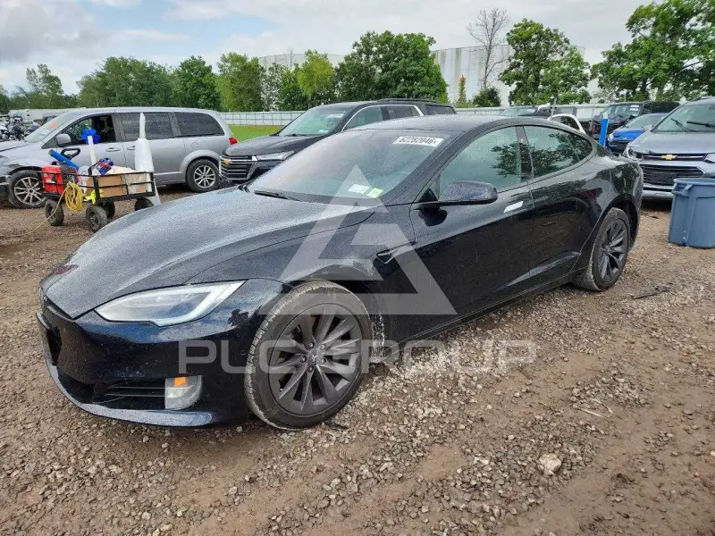 2017 Tesla Model S фото