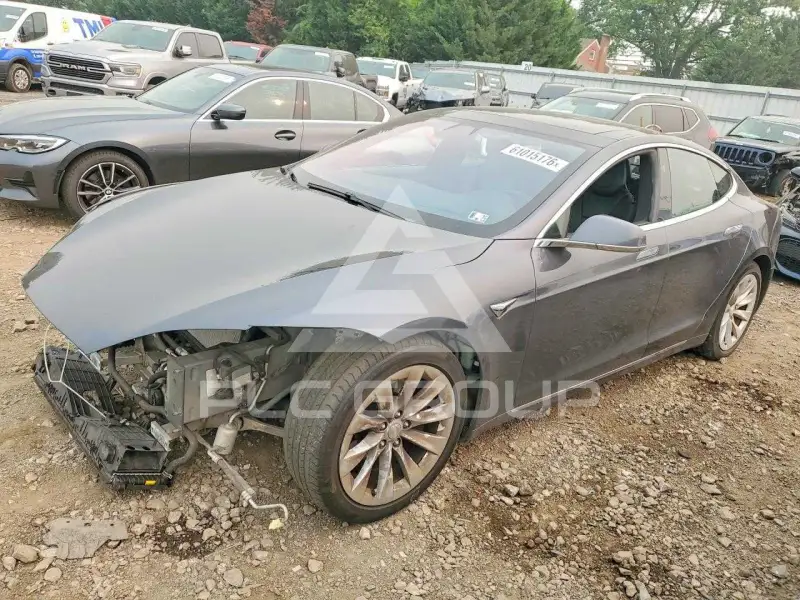 2017 Tesla Model S photo