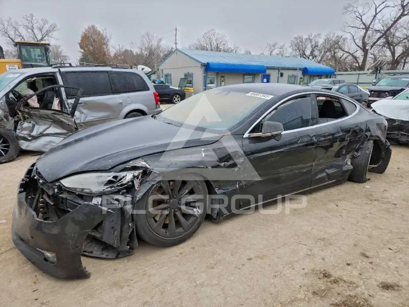 2017 Tesla Model S фото