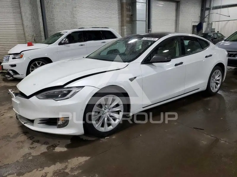 2017 Tesla Model S фото