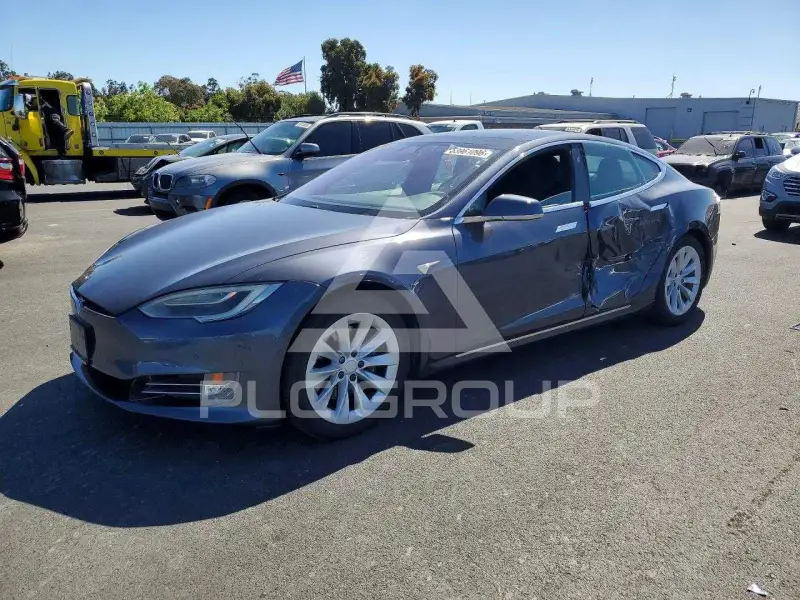 2017 Tesla Model S photo