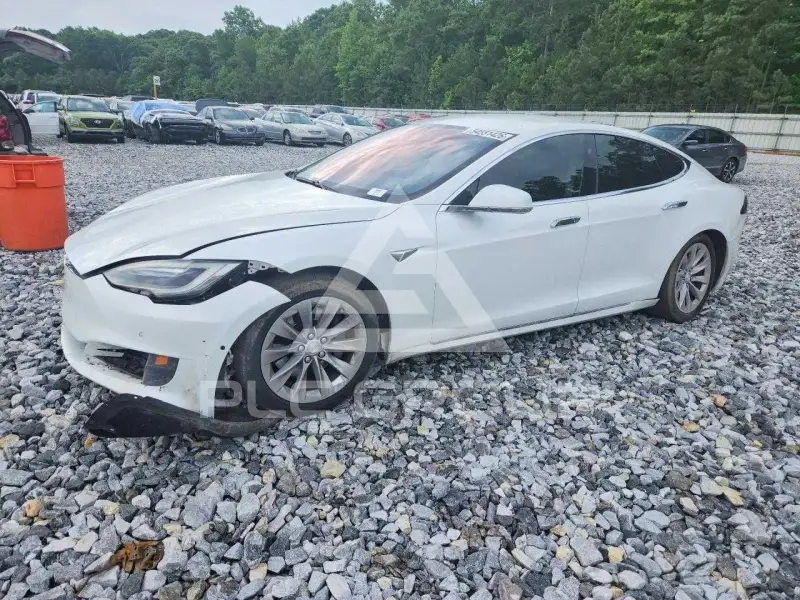 2017 Tesla Model S фото