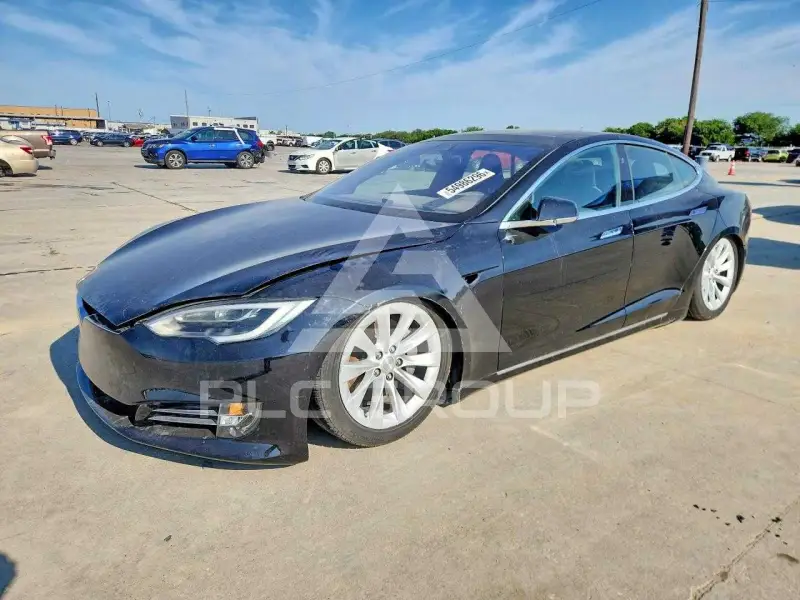 2017 Tesla Model S фото