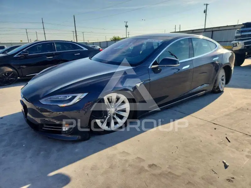2017 Tesla Model S фото