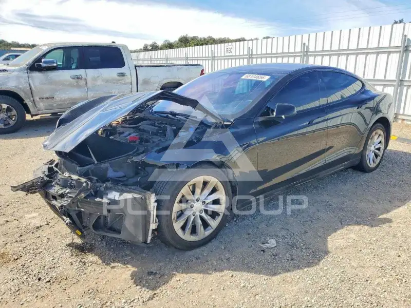 2017 Tesla Model S фото