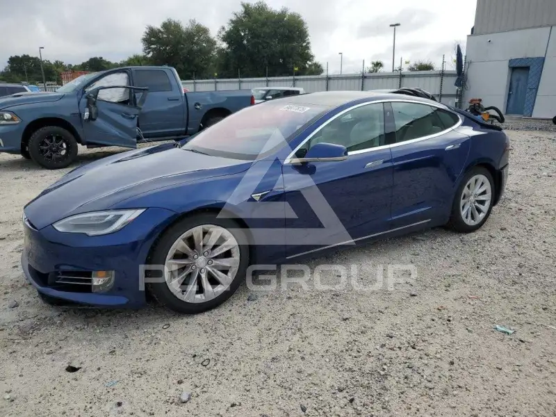 2017 Tesla Model S photo