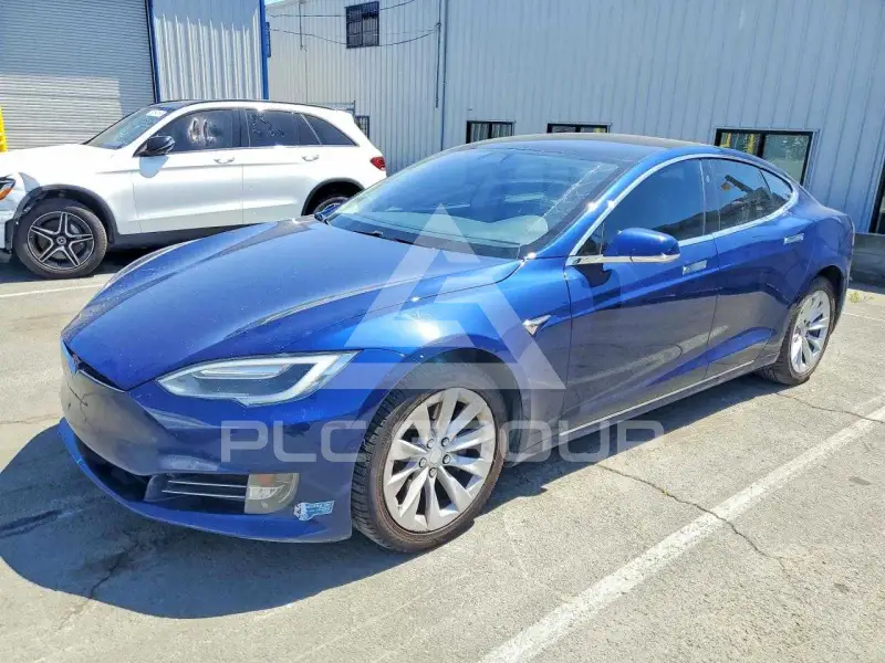 2017 Tesla Model S photo