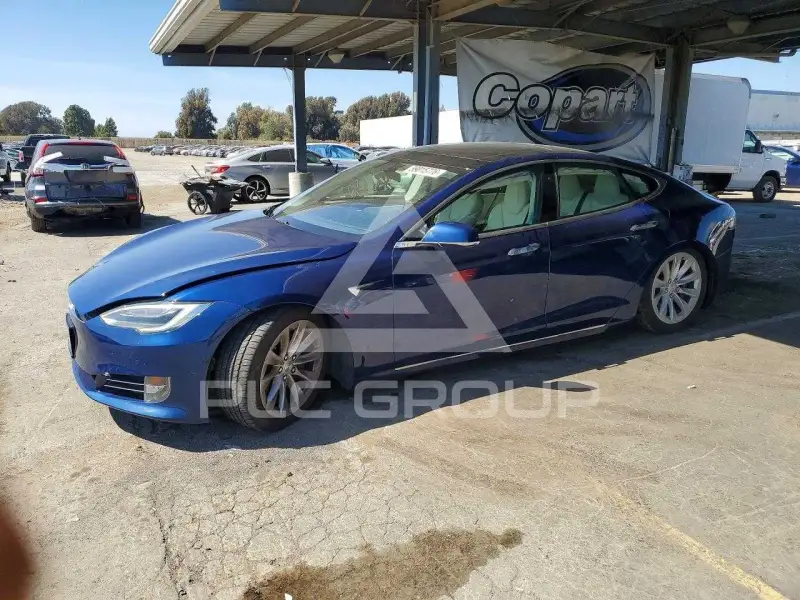 2017 Tesla Model S фото