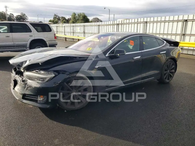 2017 Tesla Model S фото