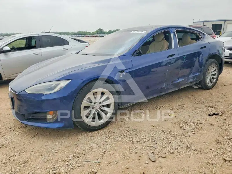 2017 Tesla Model S фото