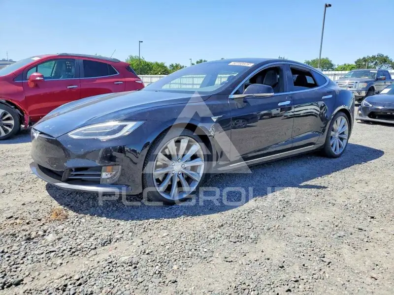 2017 Tesla Model S фото