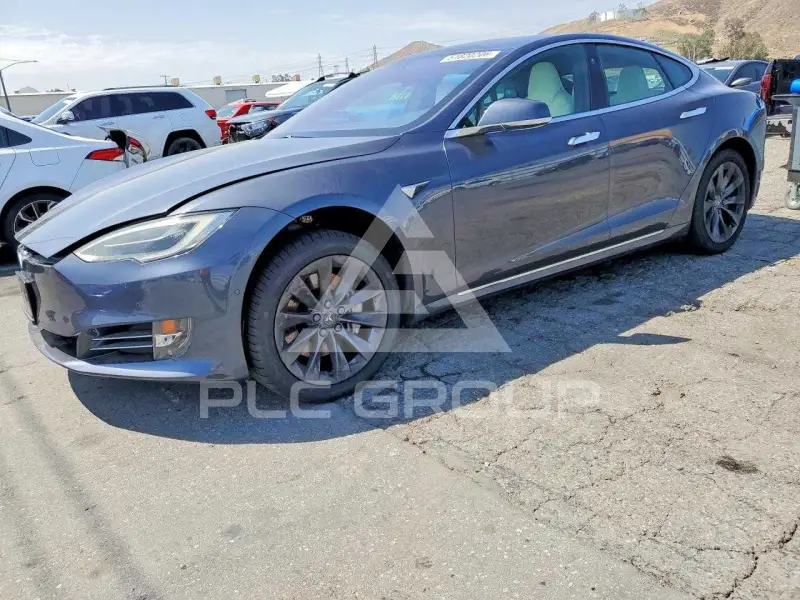 2017 Tesla Model S фото