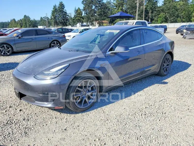2017 Tesla Model 3 фото