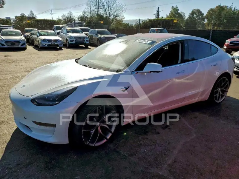 2017 Tesla Model 3 фото
