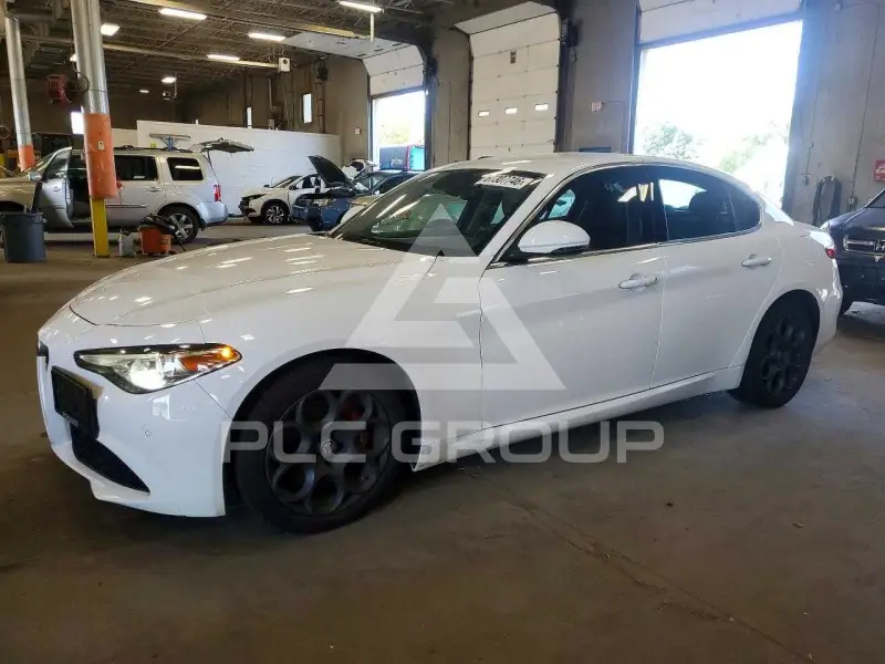 2017 Alfa Romeo Giulia фото