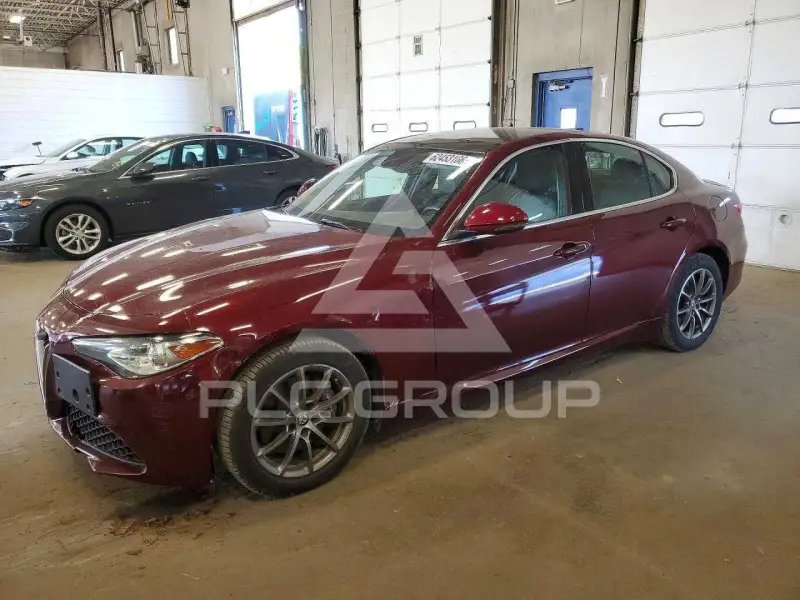 2017 Alfa Romeo Giulia photo