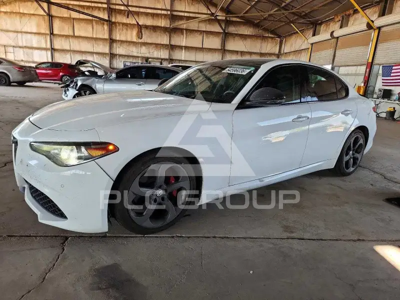 2017 Alfa Romeo Giulia фото