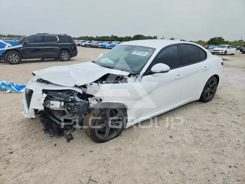 2017 Alfa Romeo Giulia фото