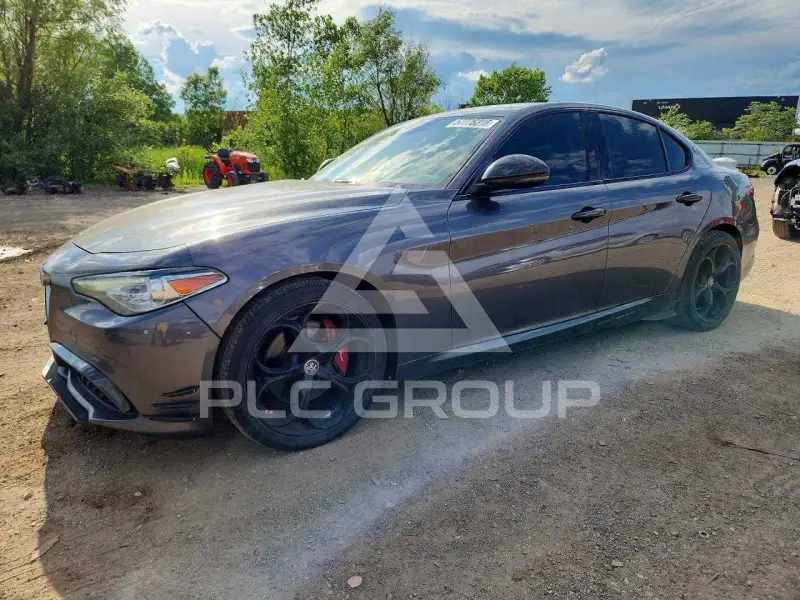 2017 Alfa Romeo Giulia photo